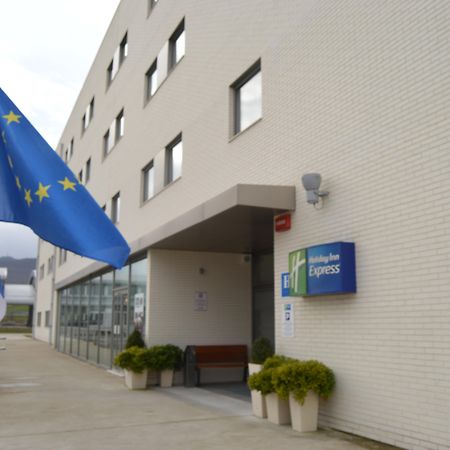 Holiday Inn Express Vitoria By Ihg Εξωτερικό φωτογραφία