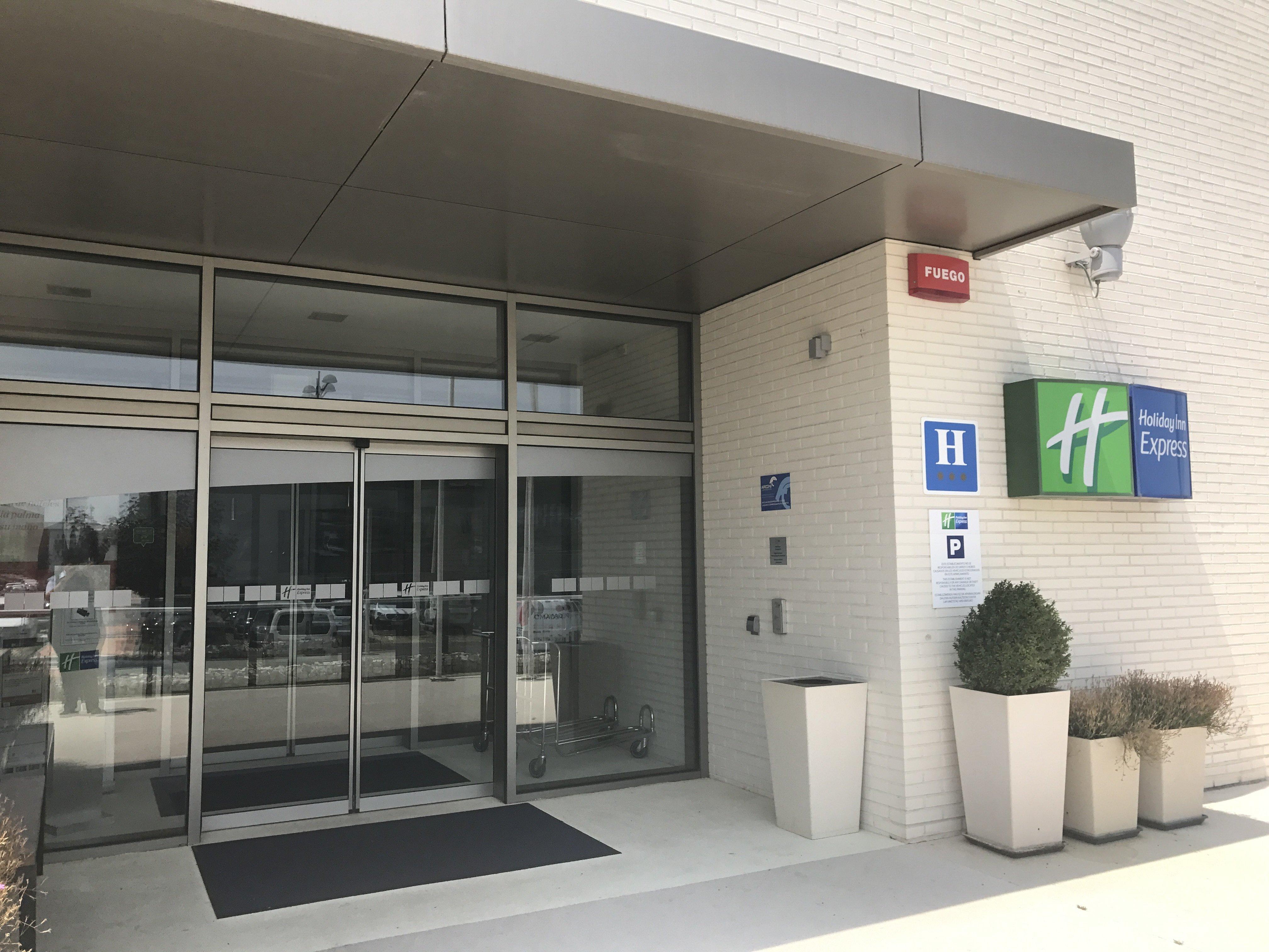 Holiday Inn Express Vitoria By Ihg Εξωτερικό φωτογραφία