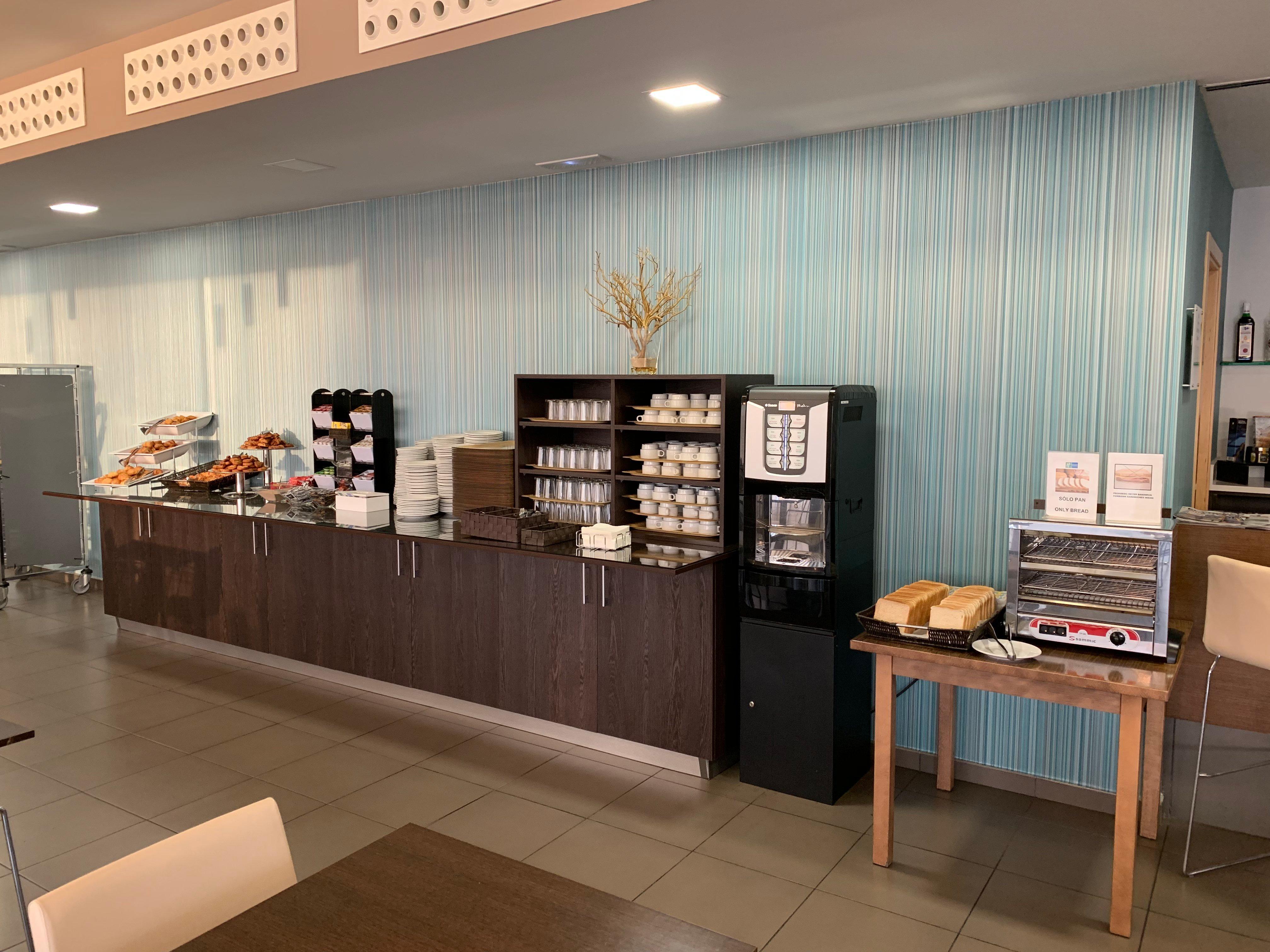 Holiday Inn Express Vitoria By Ihg Εξωτερικό φωτογραφία