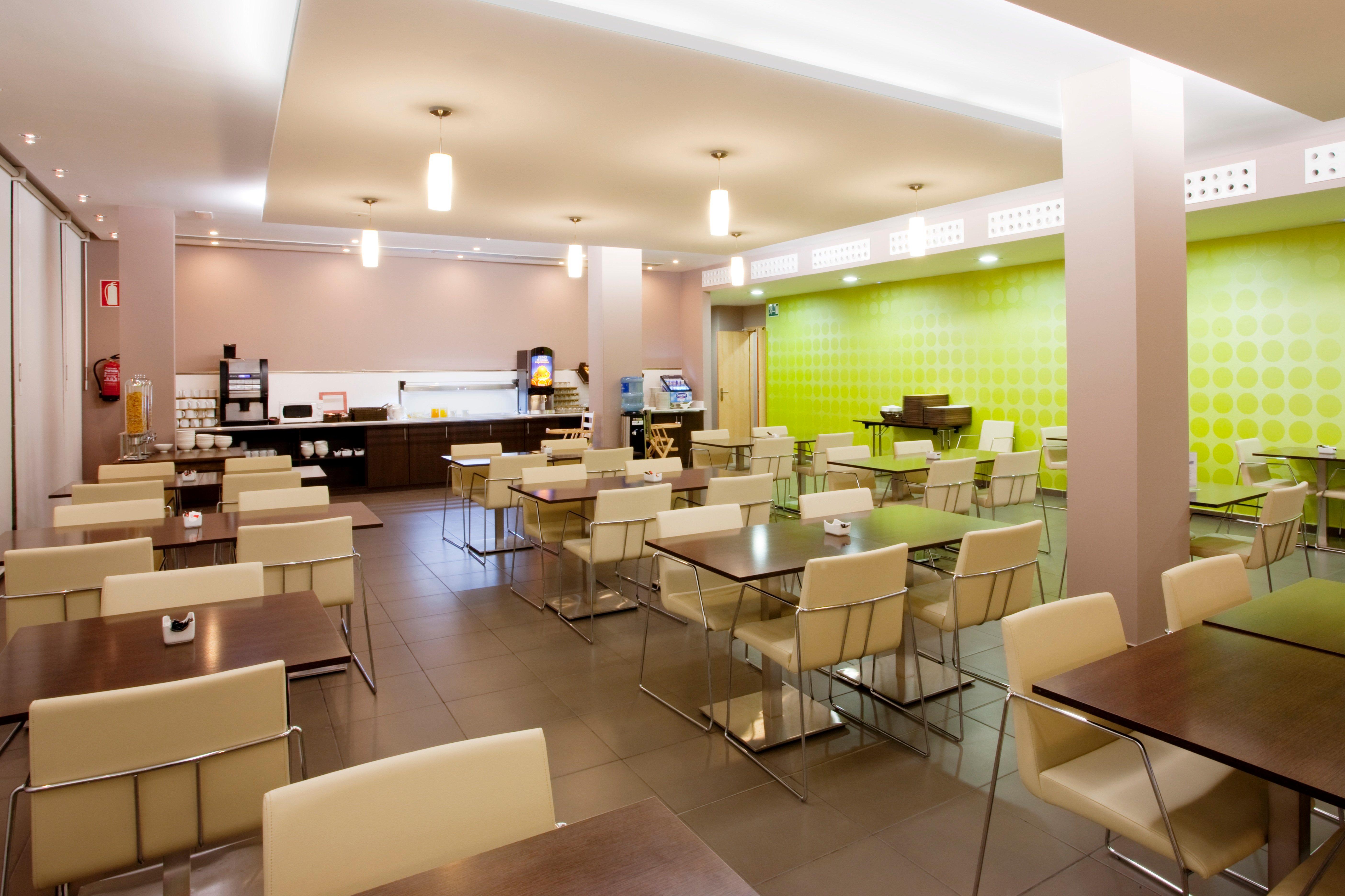 Holiday Inn Express Vitoria By Ihg Εξωτερικό φωτογραφία
