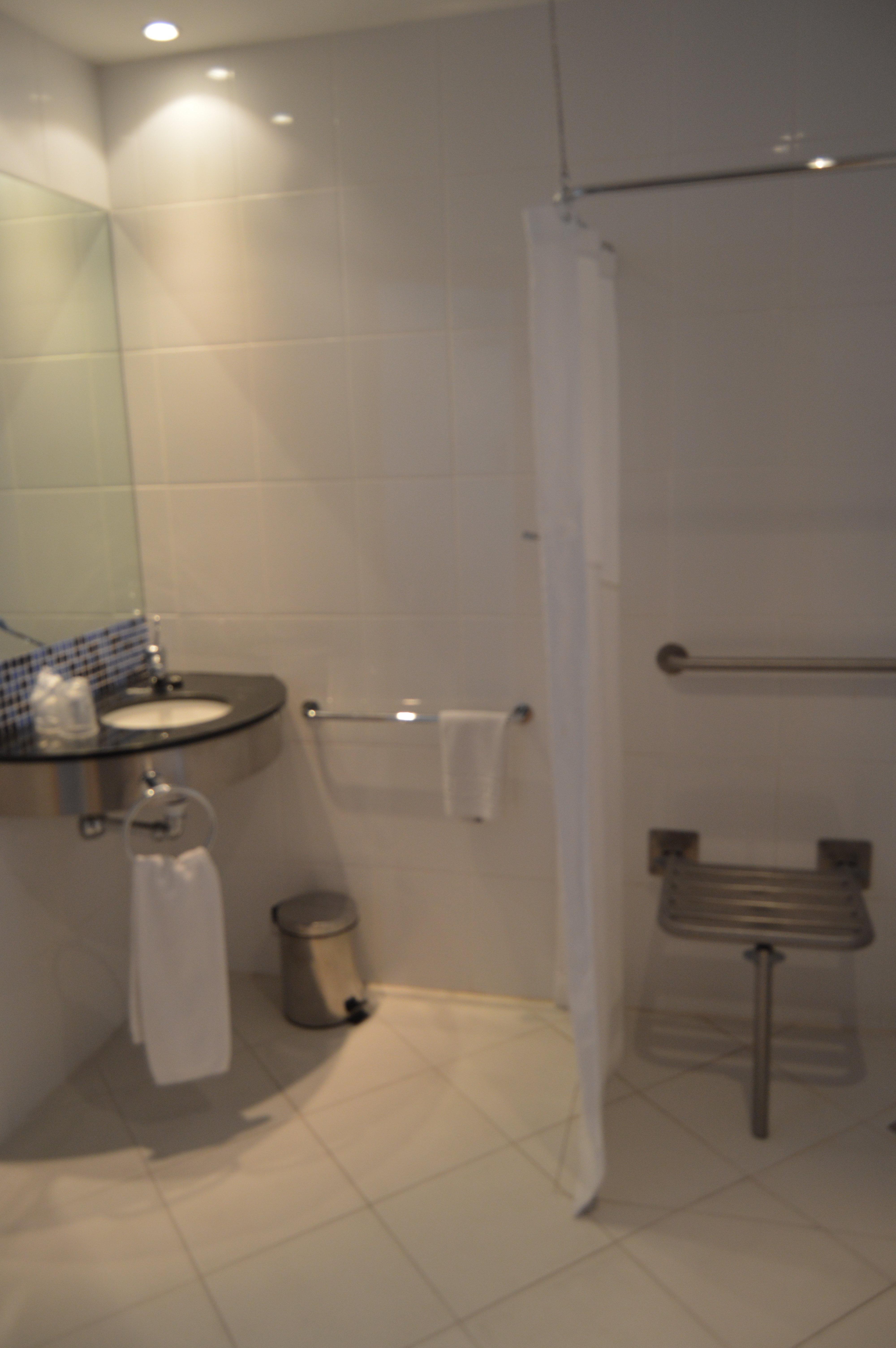 Holiday Inn Express Vitoria By Ihg Εξωτερικό φωτογραφία
