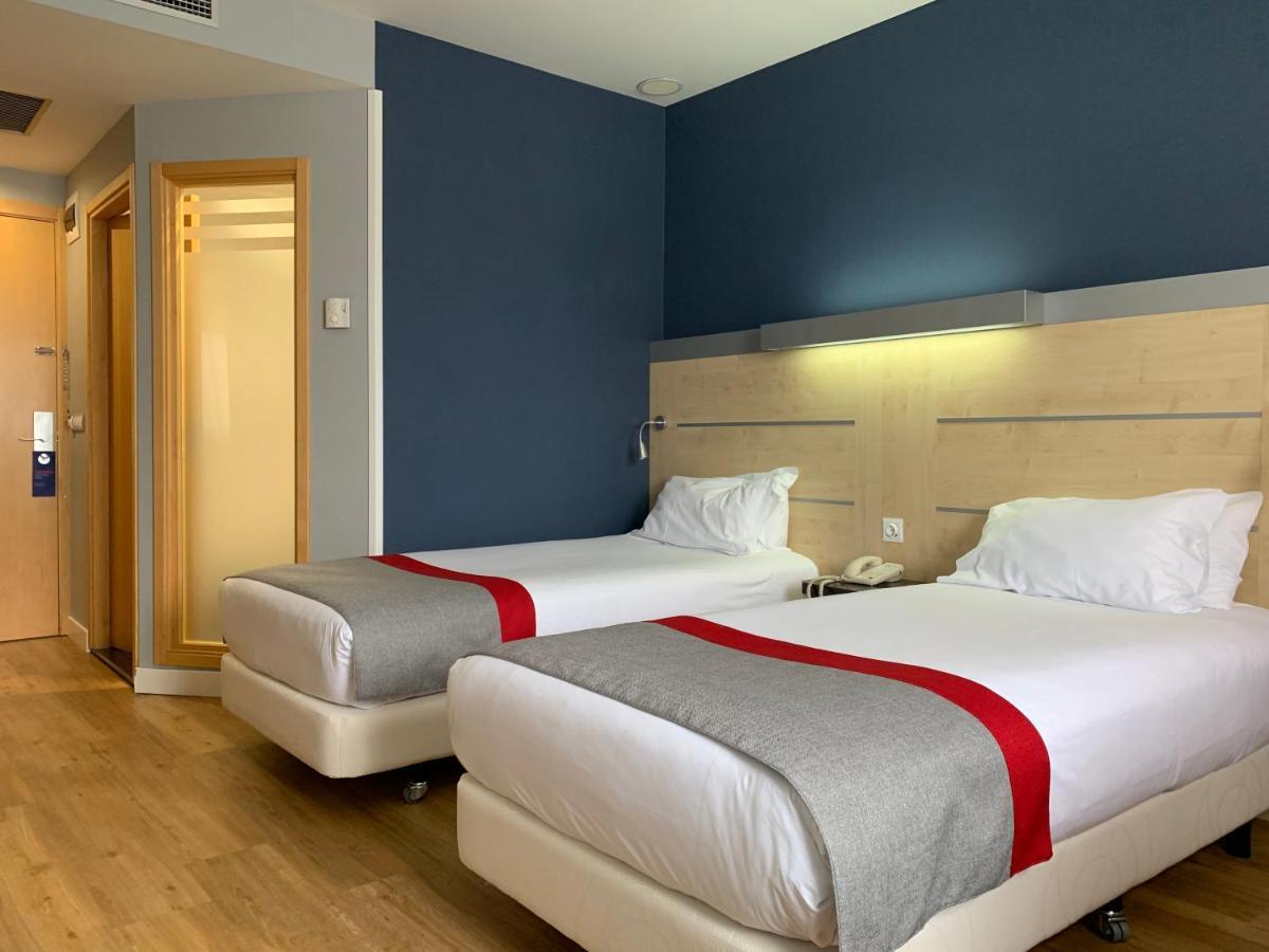 Holiday Inn Express Vitoria By Ihg Εξωτερικό φωτογραφία